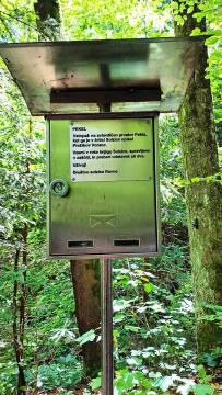 Pohod v Pekel in po Vorančevi poti ob deseti obletnici Festivala solzic (7)